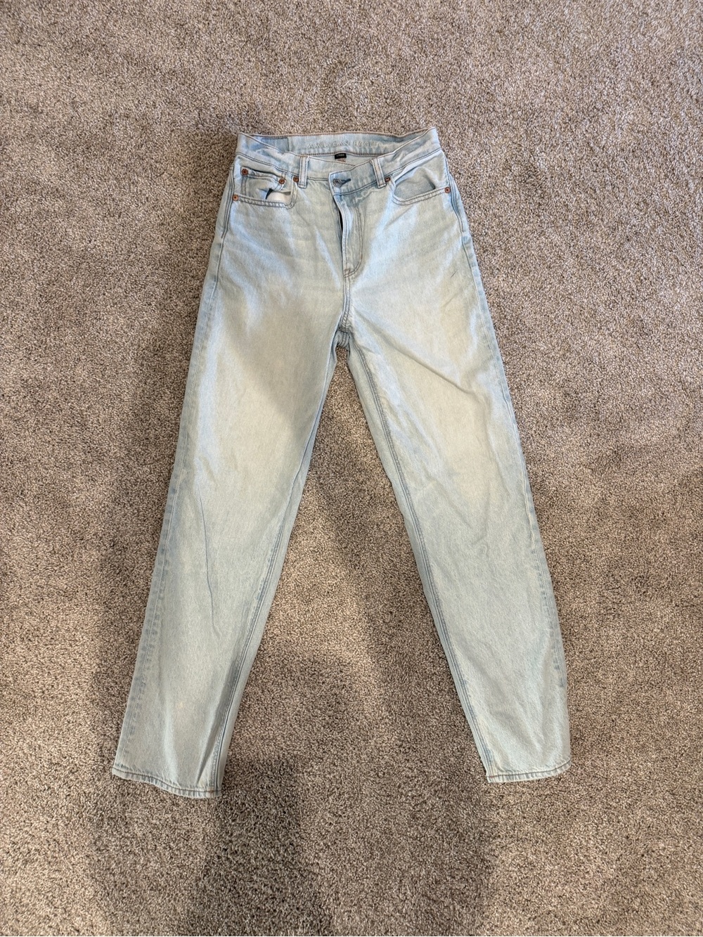 Light Wash Women’s Straight-Leg Jeans - Classic Casual